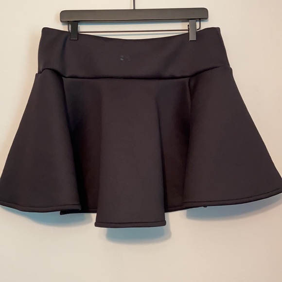 Under Armour scuba skirt - Picture 5 of 9